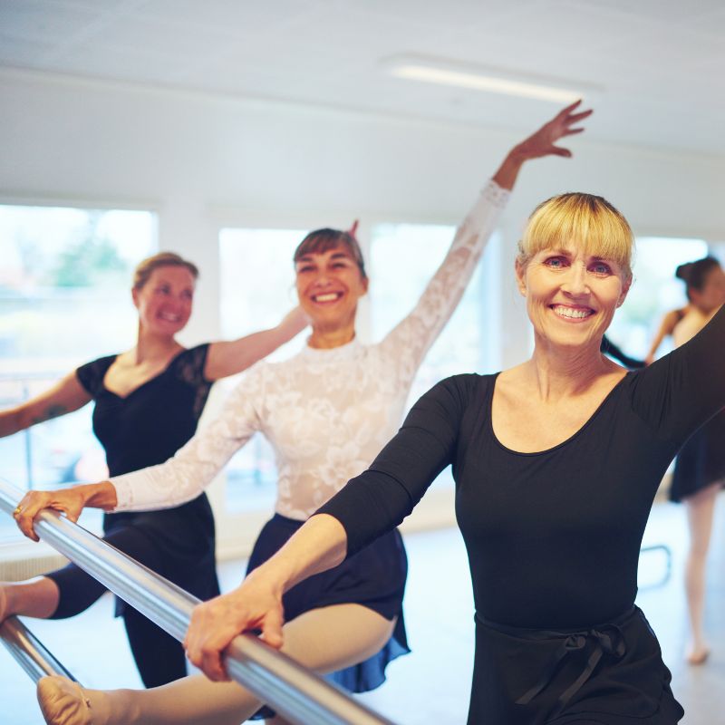3 Personen an der Ballett Stange